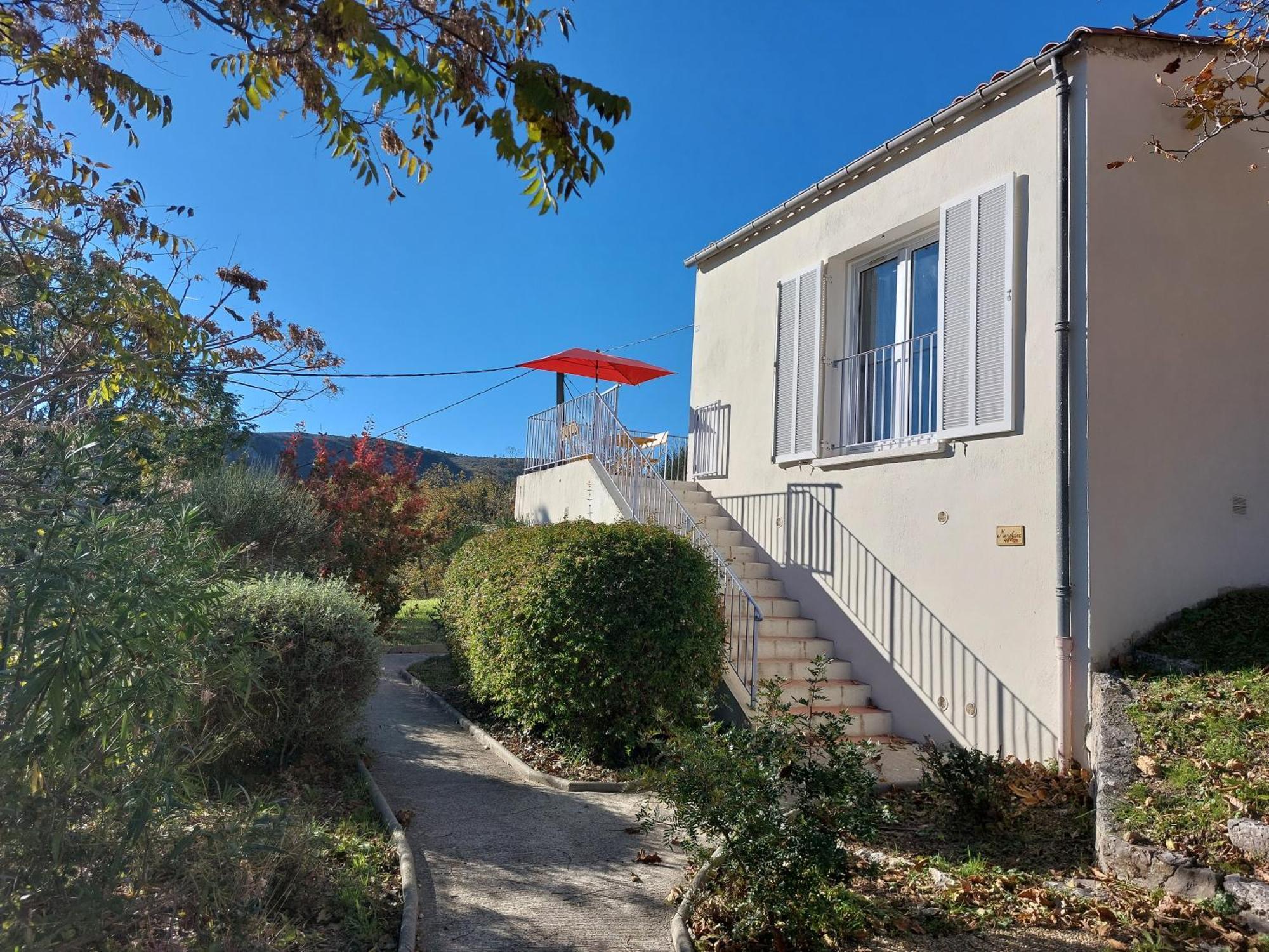Entre mer et montagnes gîte d'étape la maison Barnoin et gîtes individuels Bouyon Exterior foto
